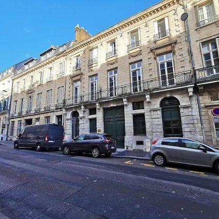 Appartamento le Crown - Studio neuf, hyper-centre Rouen Esterno foto